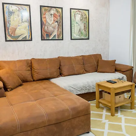Stylish Flat With Balcony & Views - Briz, By Flat Mаnаger Apartment *